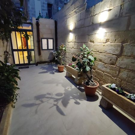 Peaceful Traditional Maltese Townhouse ลูอะ ภายนอก รูปภาพ